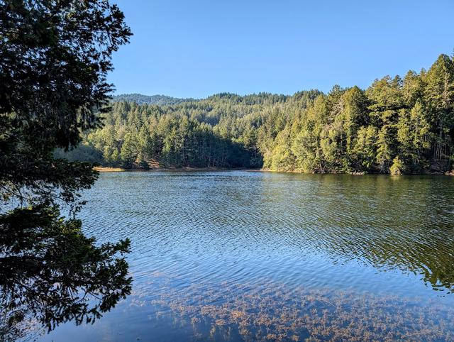 Another view of Bon Tempe Lake - are we in the Alps?